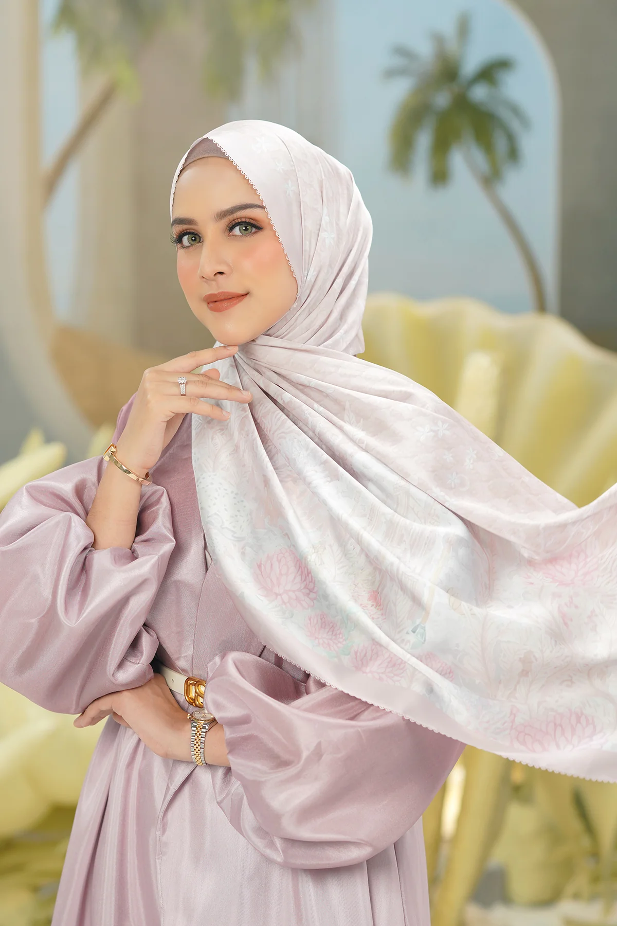 The Little Mermaid 2.0 - Jellyfish - Satin Shawl