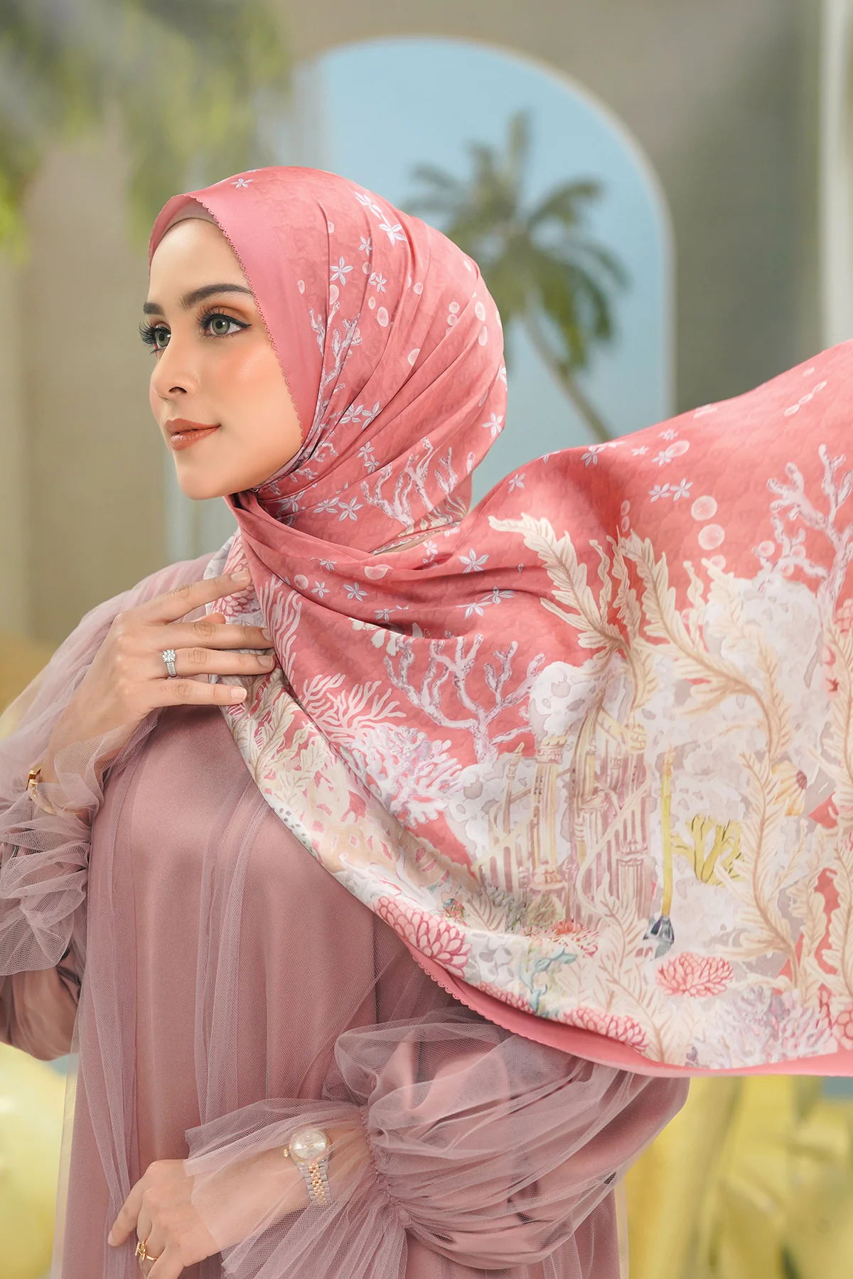 The Little Mermaid 2.0 - Starfish - Satin Shawl