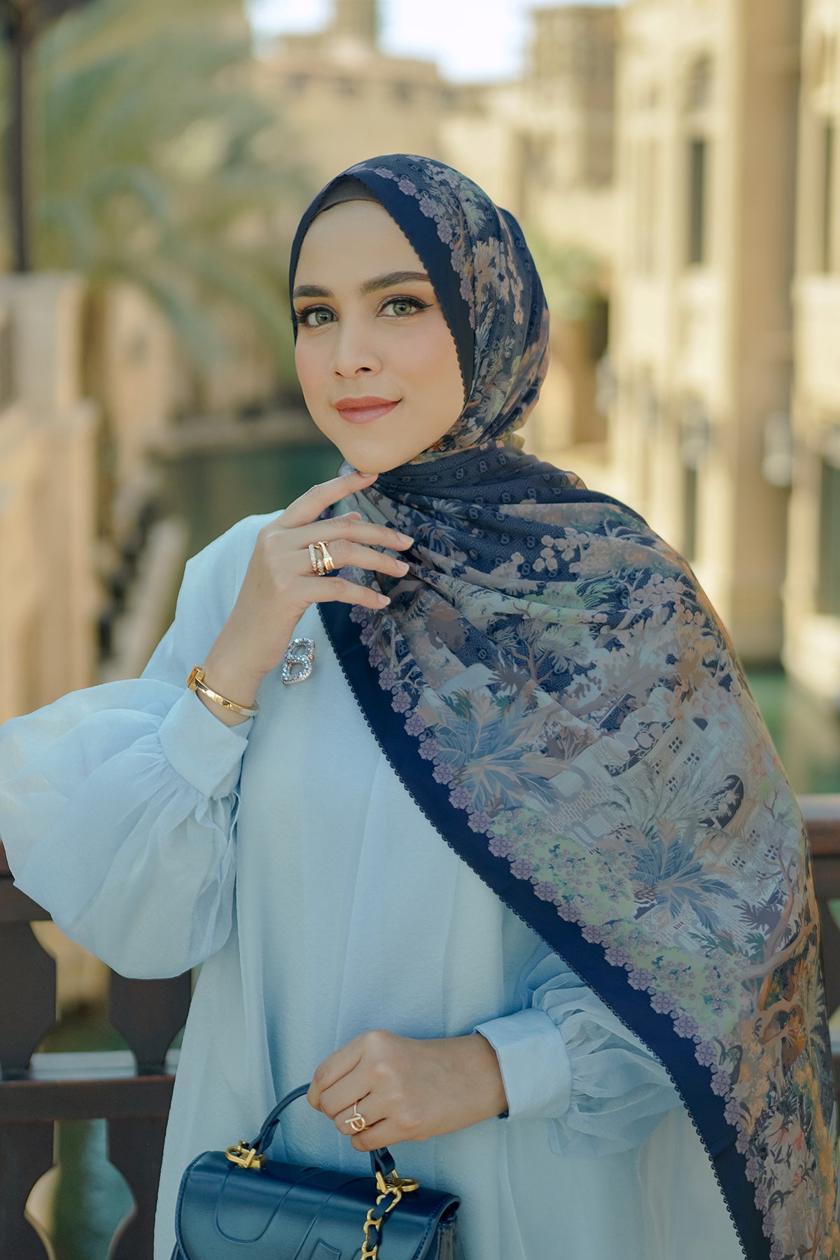 Al Qasr Satin Shawl - Flag