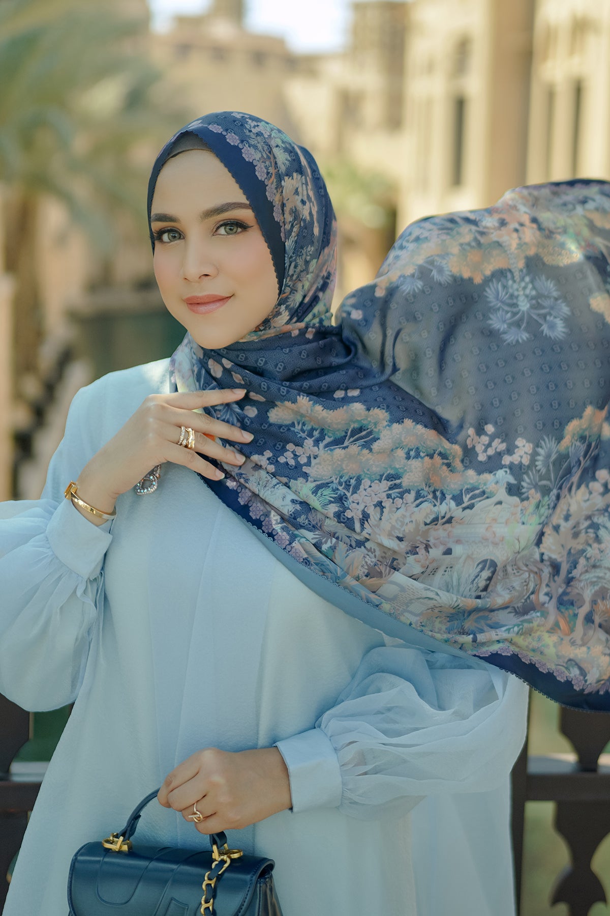 Al Qasr Satin Shawl - Flag