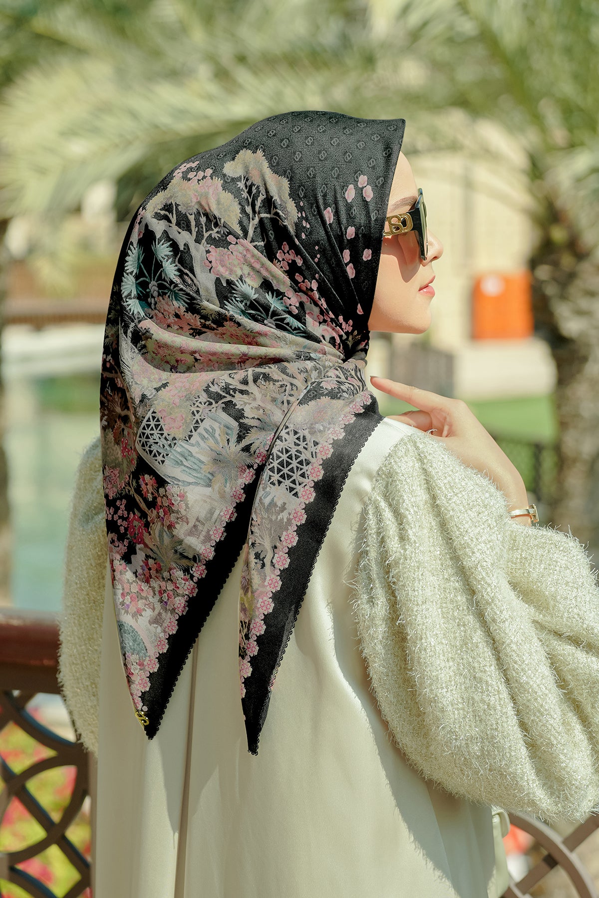 Al Qasr Square - Mashrabiya