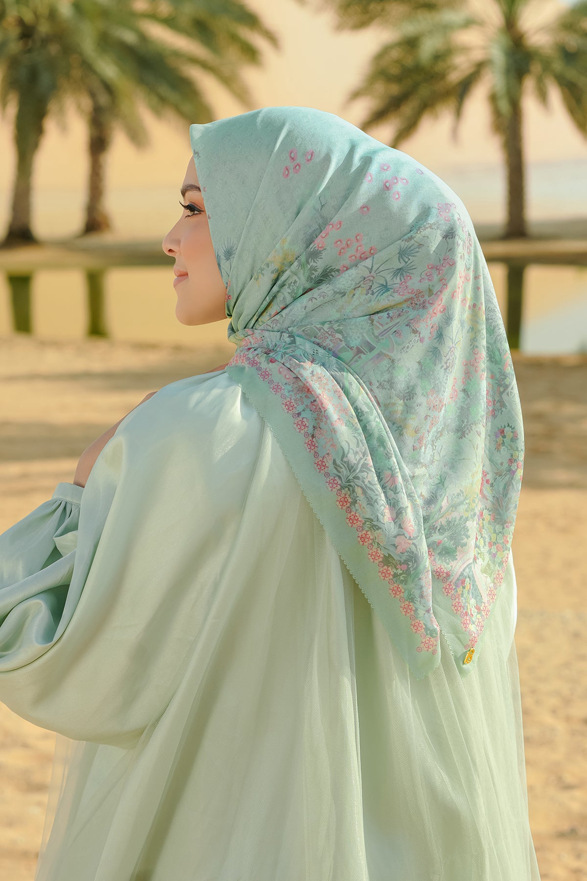 Al Qasr Square - Zellige