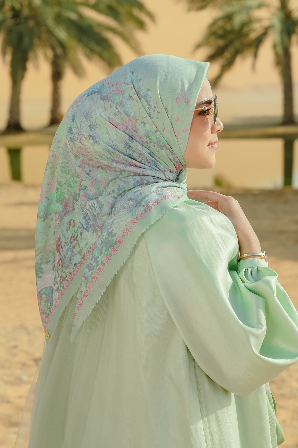 Al Qasr Square - Zellige