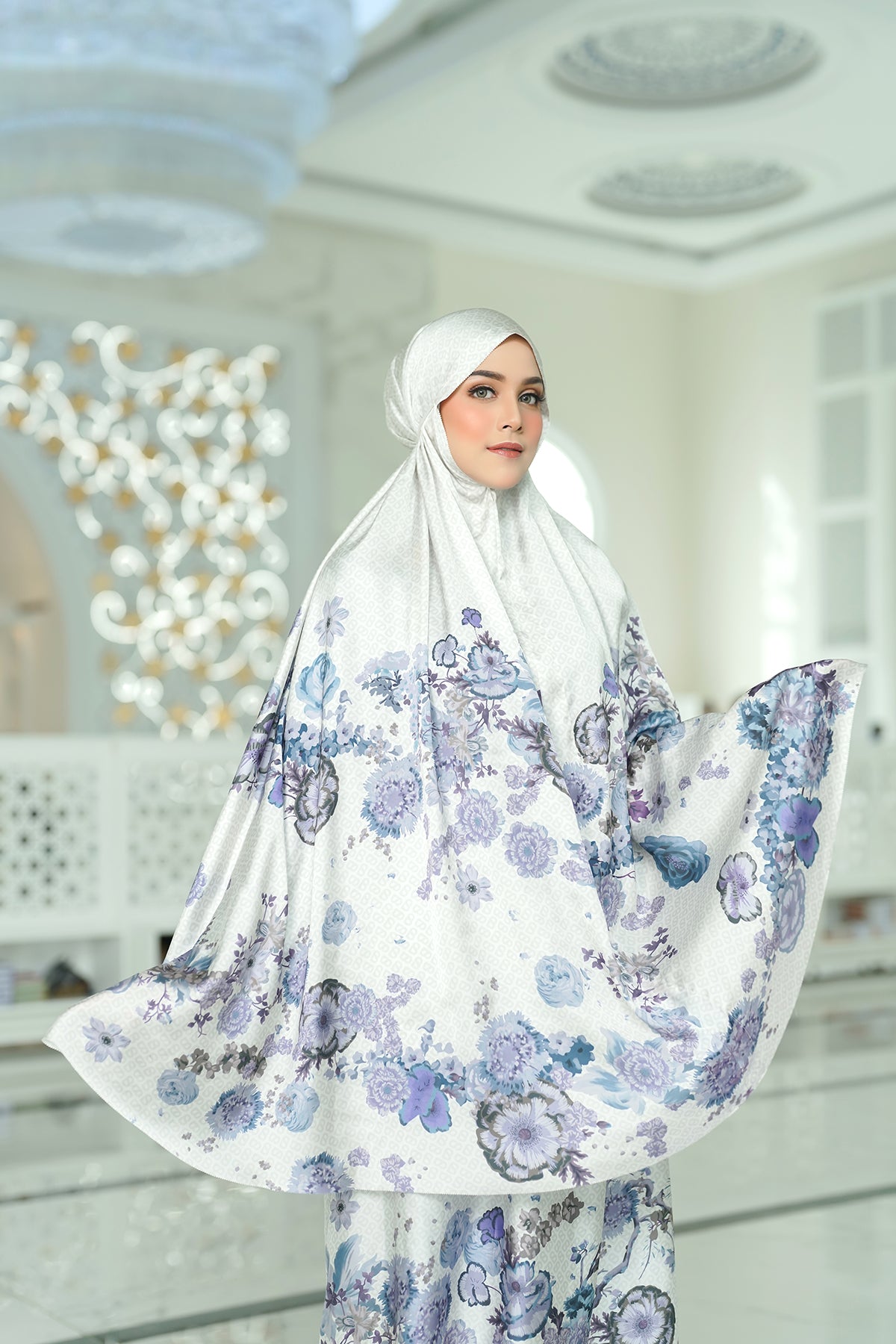 Blume Prayer Robe - Over Cast