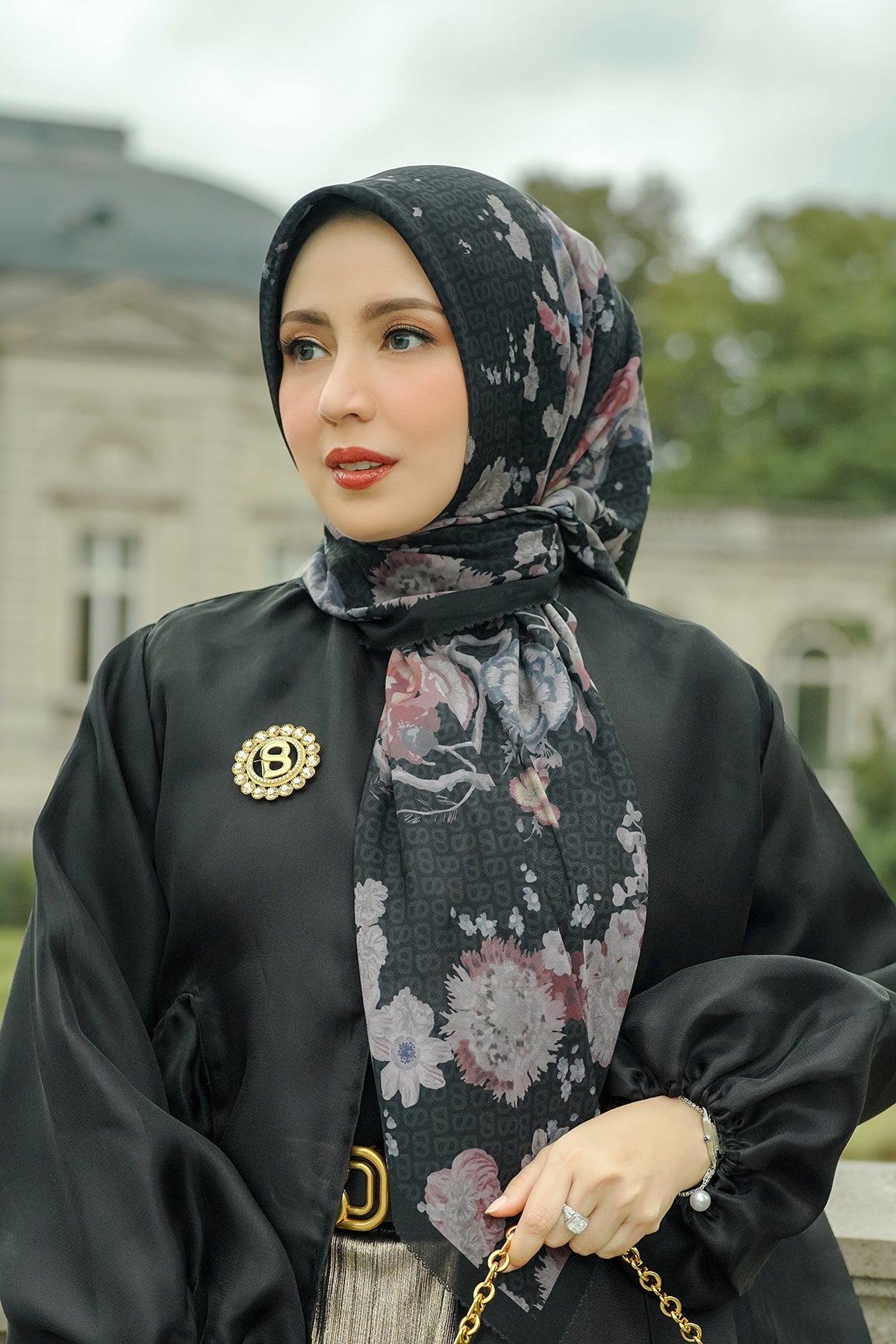 Blume Square - Jet Set