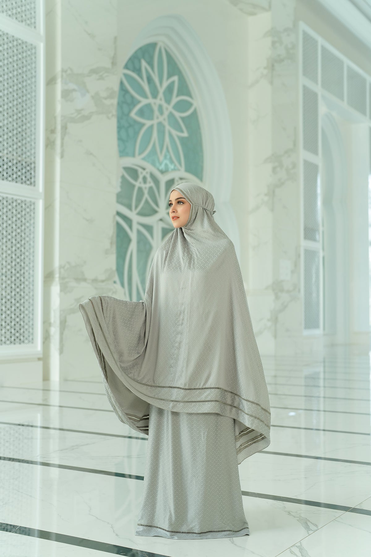 Casa Prayer Robe - Ash Gray