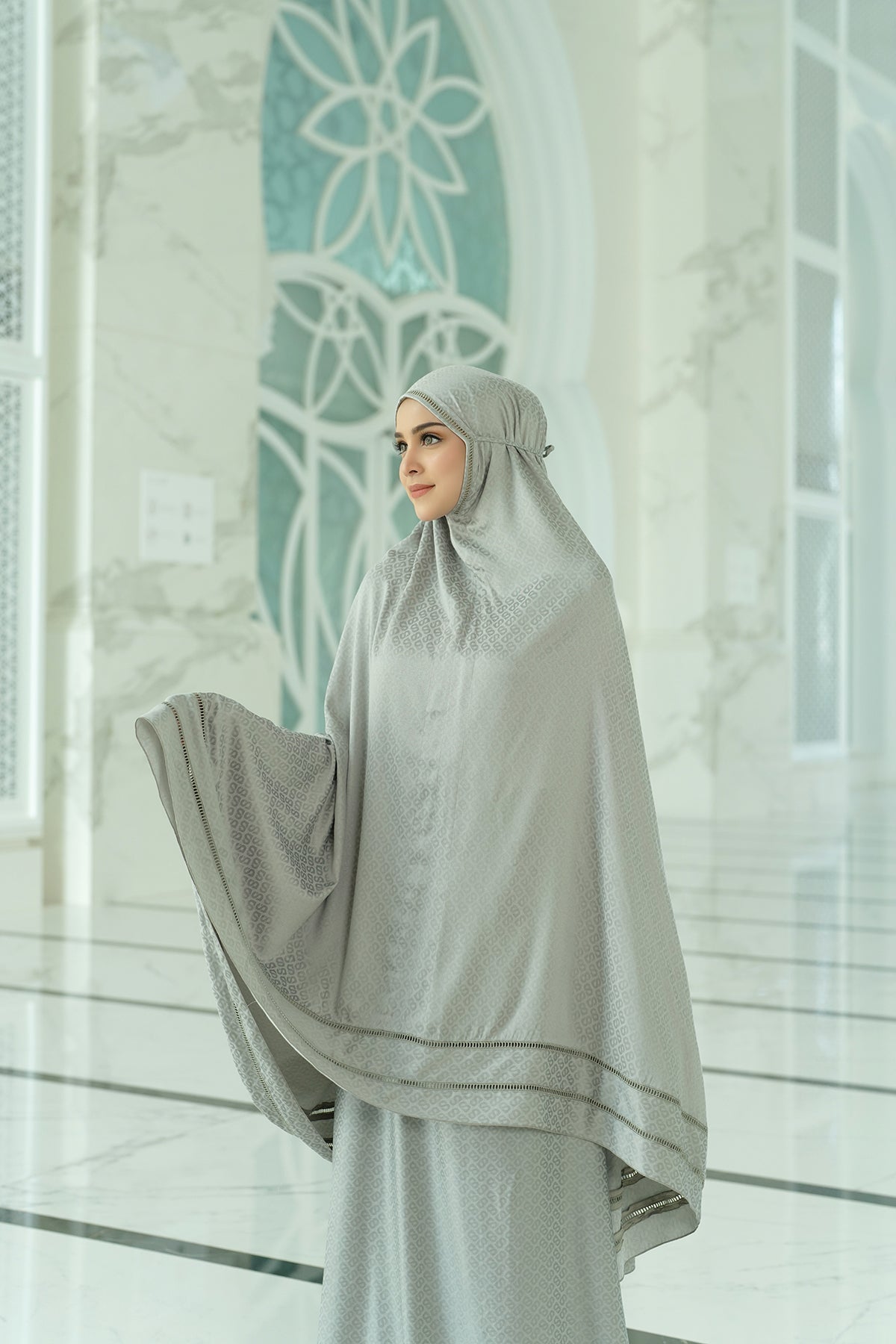 Casa Prayer Robe - Ash Gray
