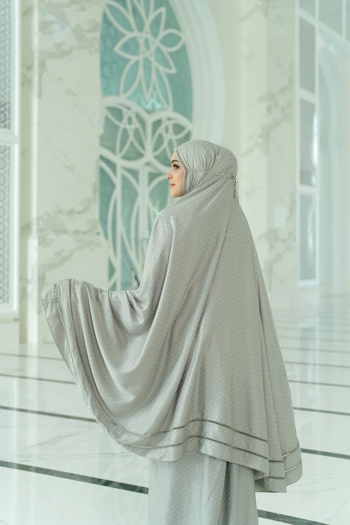 Casa Prayer Robe - Ash Gray