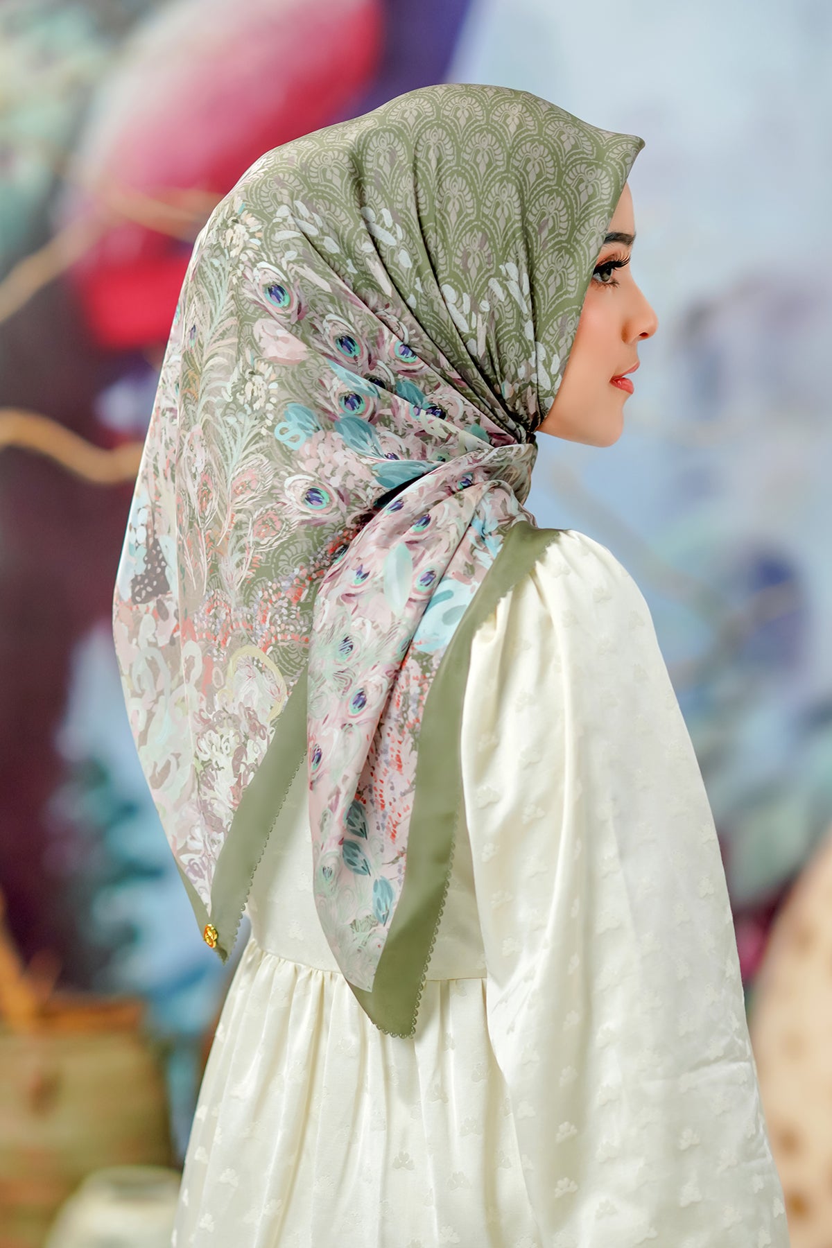 The Ederra Satin Square - Pickle