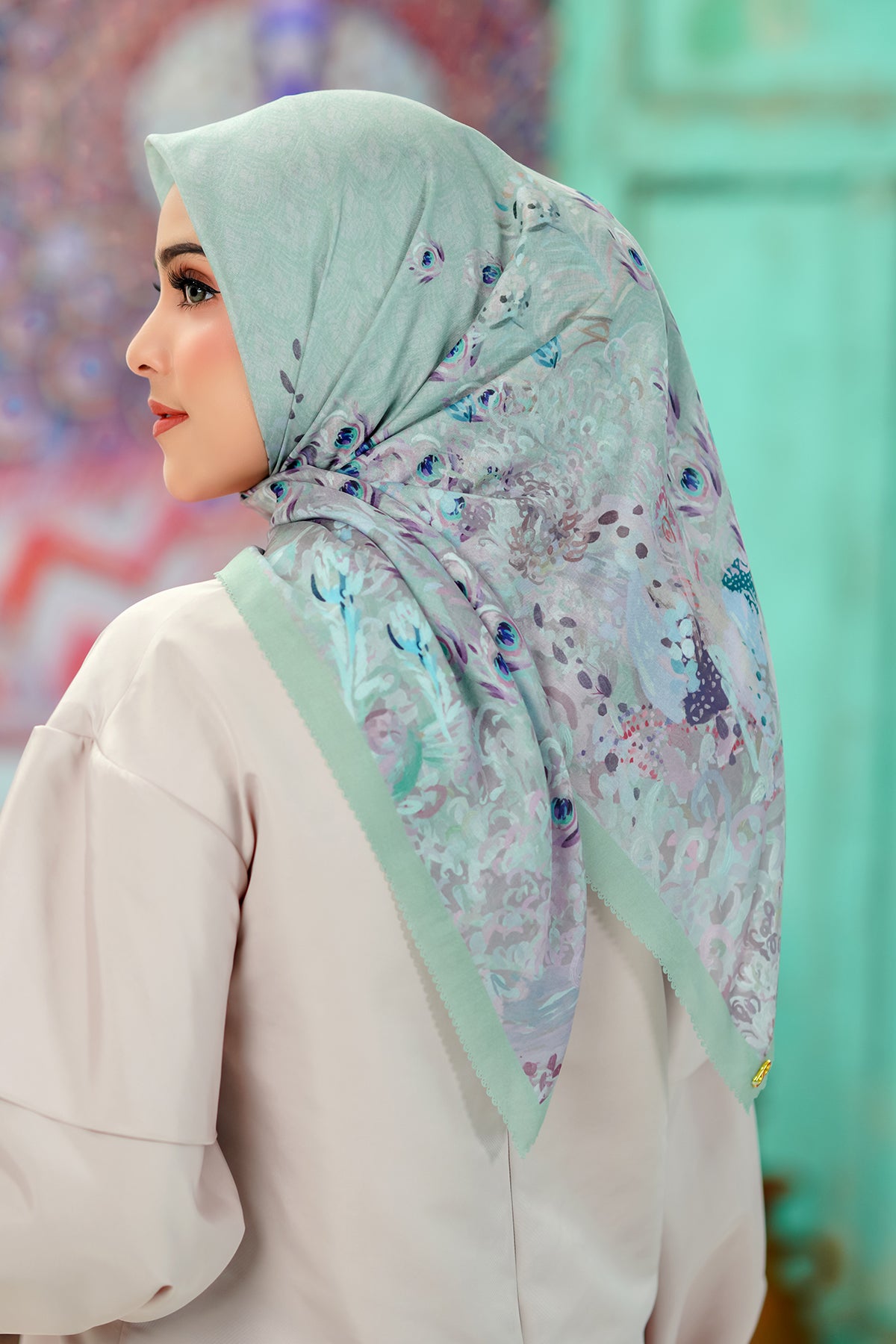 The Ederra Voal Square - Lichen