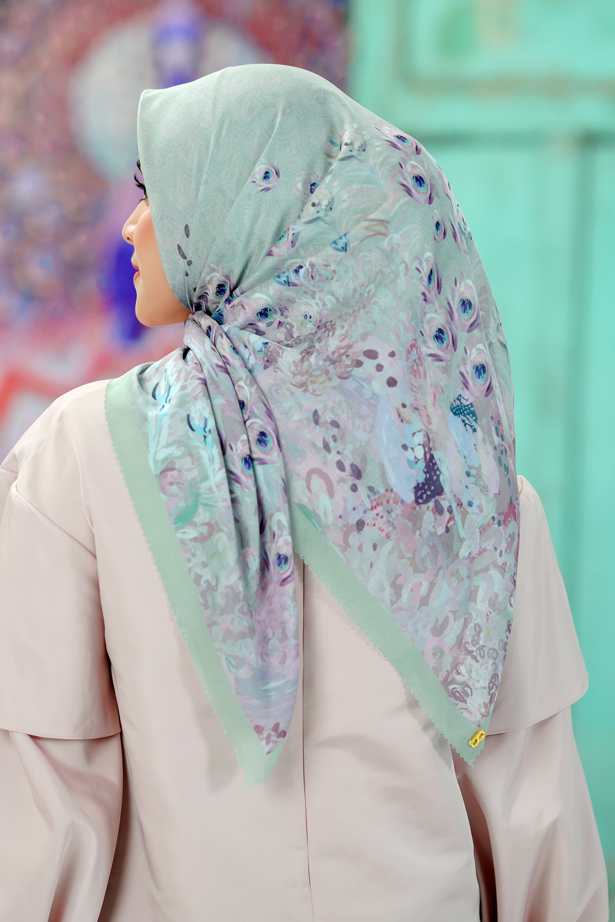 The Ederra Voal Square - Lichen