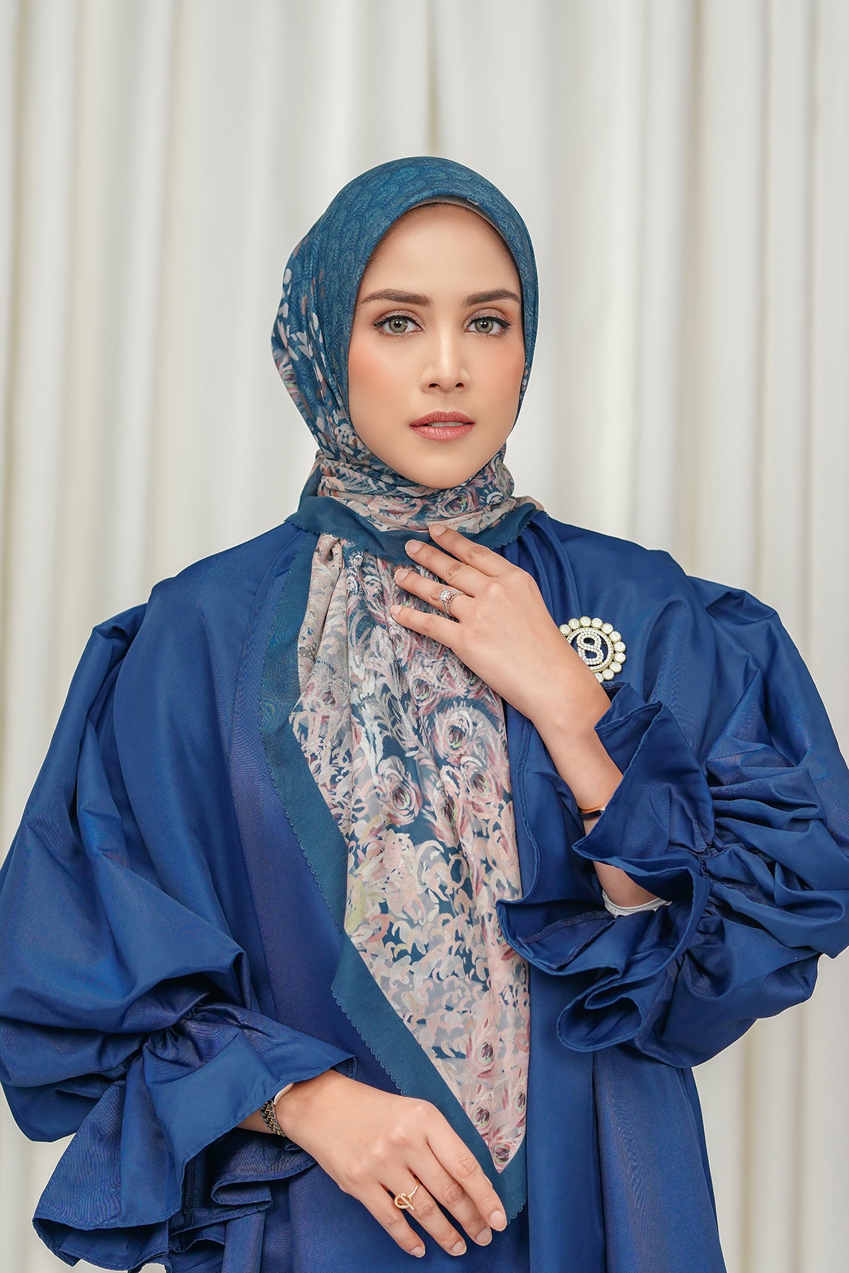 The Ederra 2.0 Square - Azure