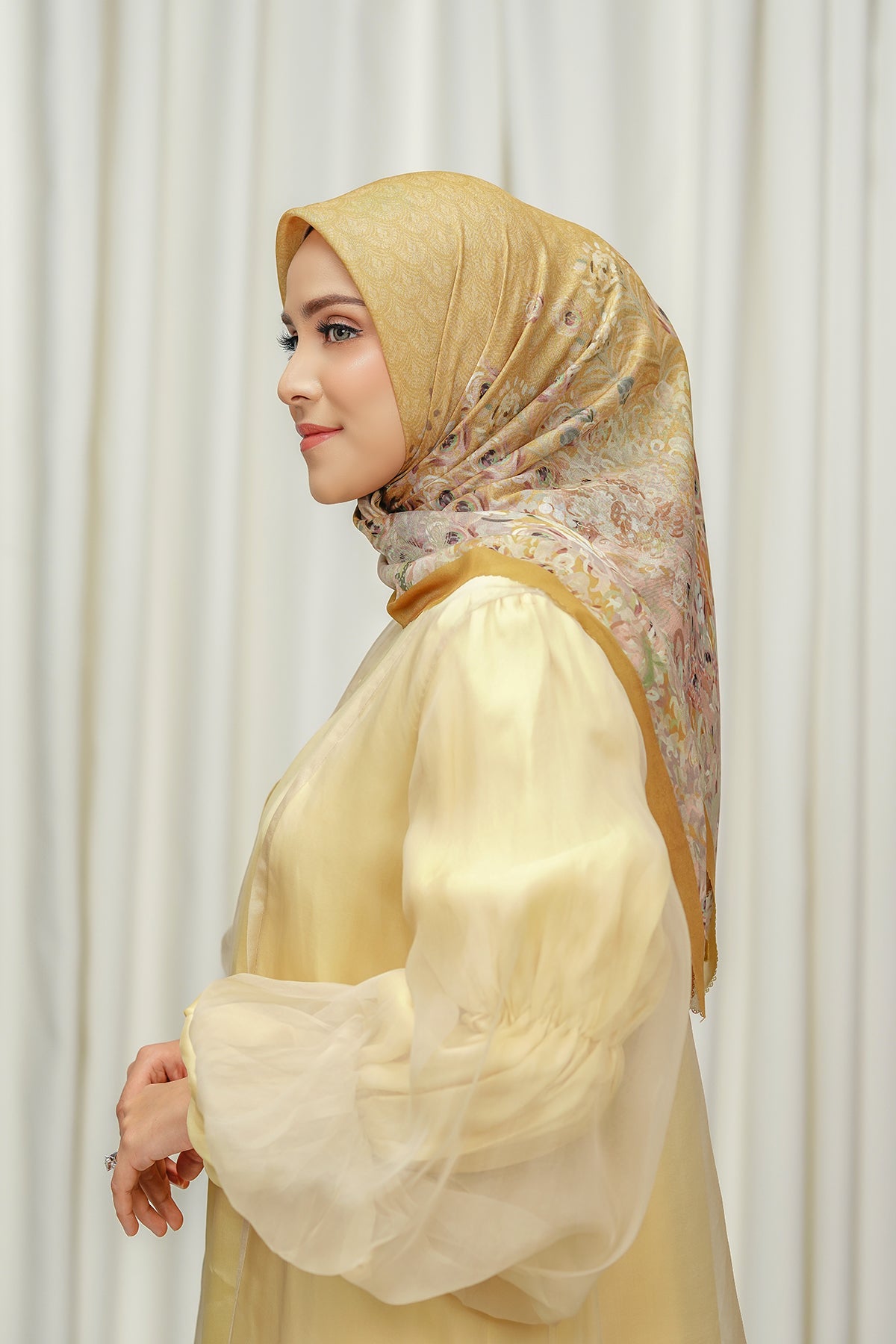 The Ederra 2.0 Square - Curry