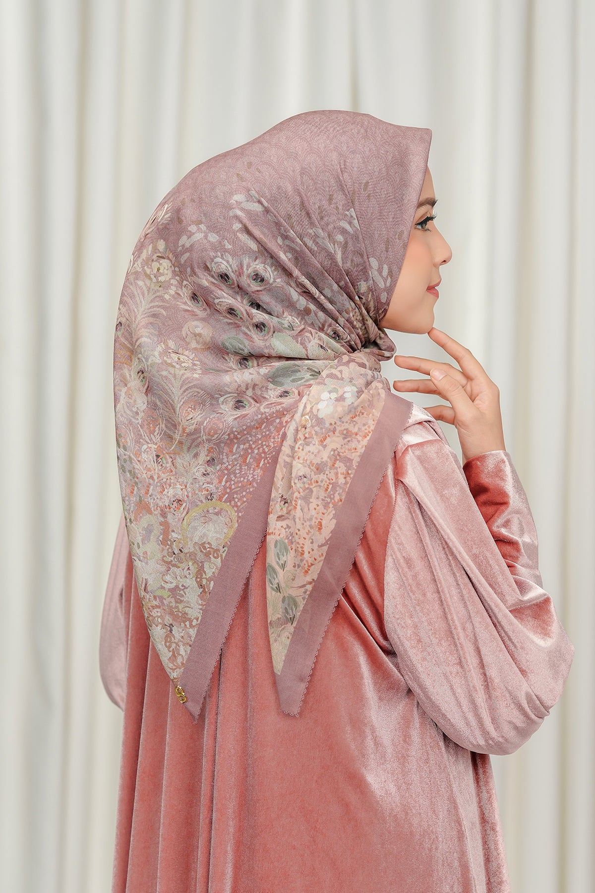 The Ederra 2.0 Square - Old Rose