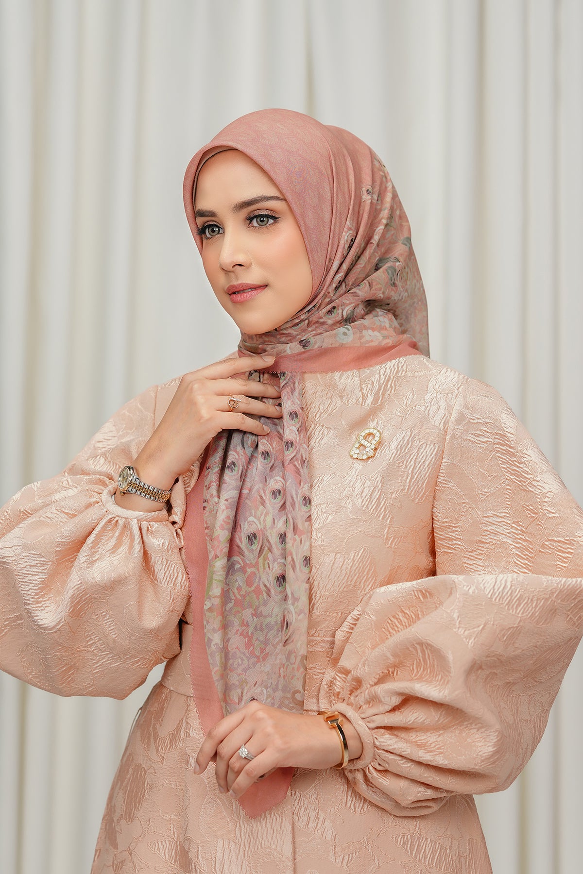 The Ederra 2.0 Square - Rose Jaipur