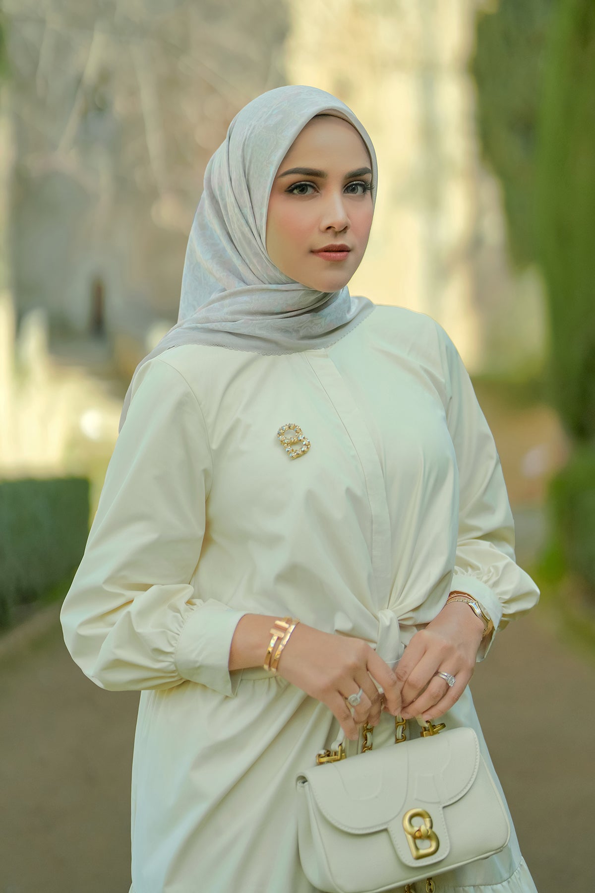 The Granada Square - Cloud