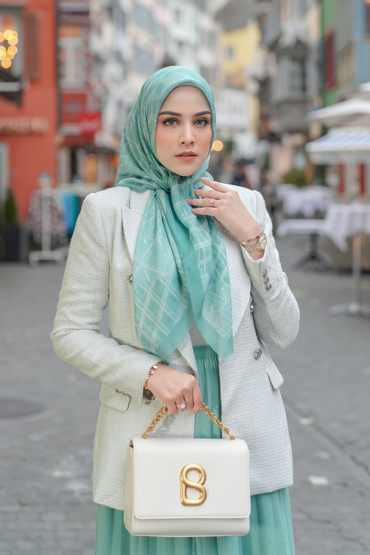 Louvre Genişletilmiş Meydanı - Buz Yeşili