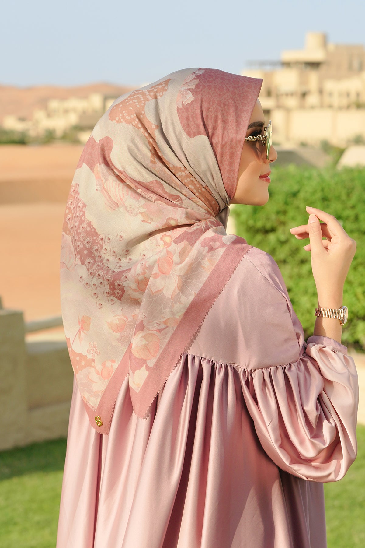 Arabian Night Square - Parade