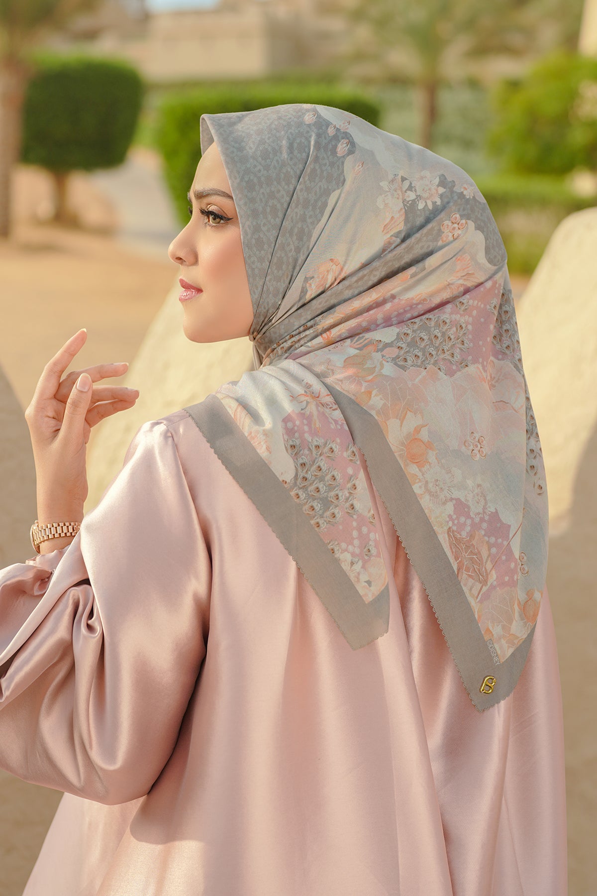 Arabian Night Square - Whirlwind