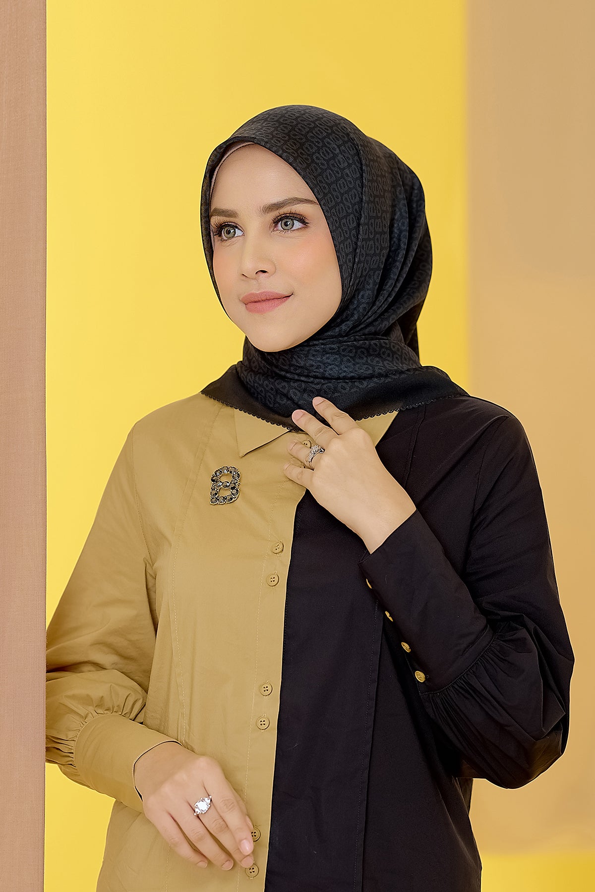 The Tapis Square - Caviar