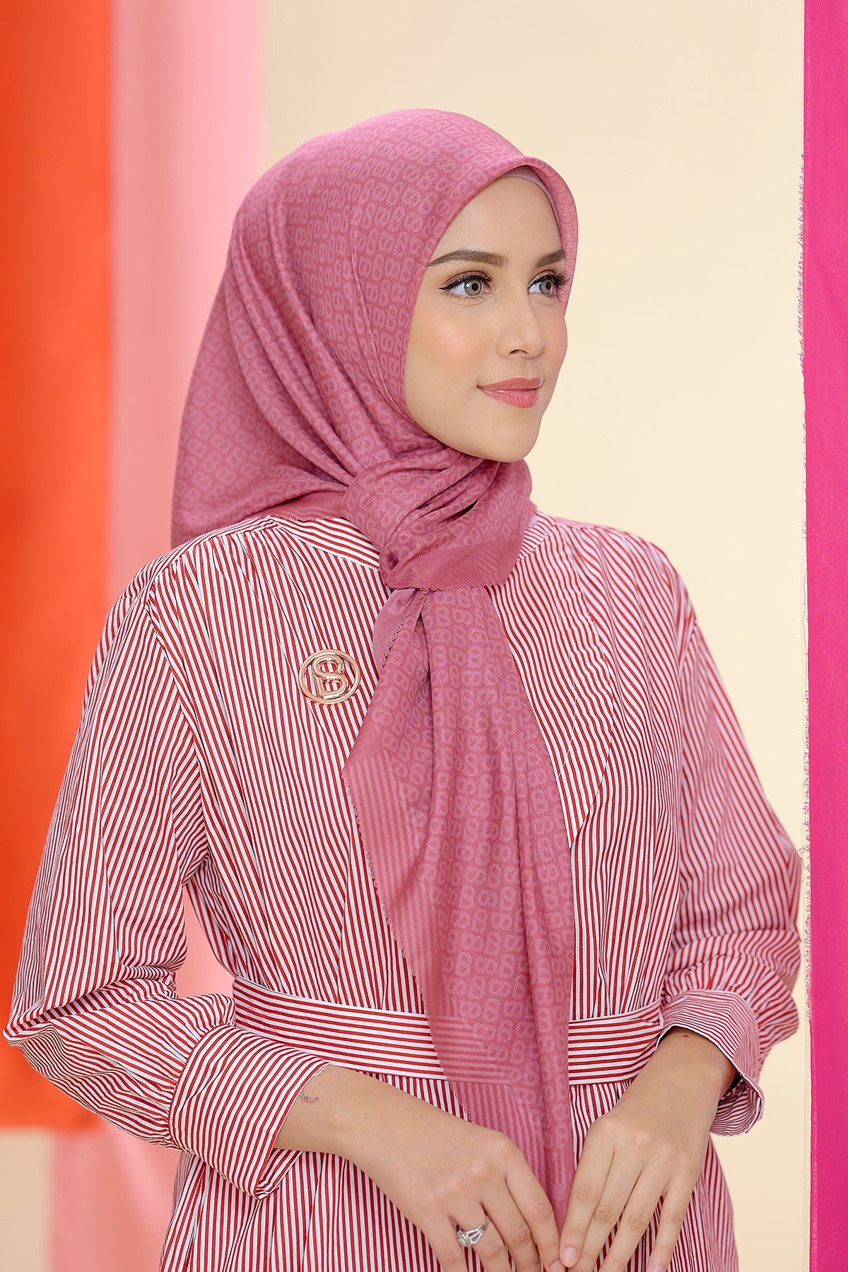 The Tapis Square - Mineral Red