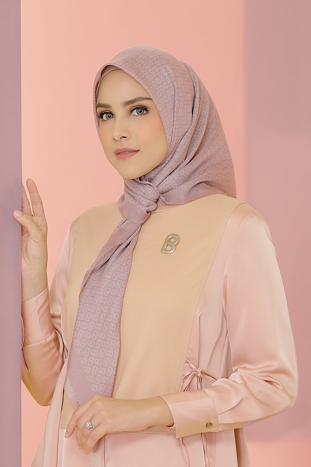 The Tapis Square - Peach Whip