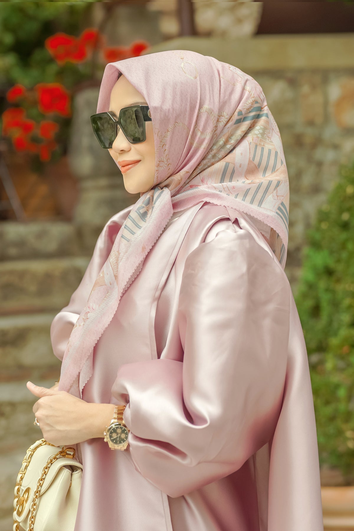 Chain 2 La Bella Voile Square - Muted Pink