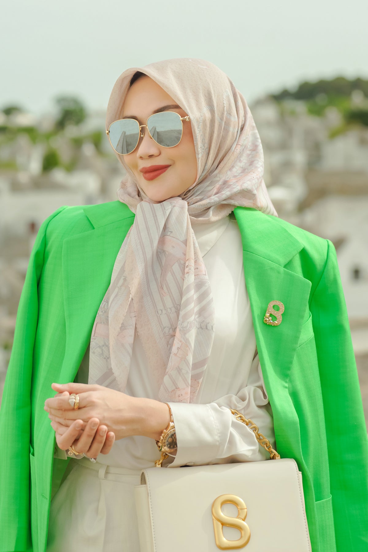 Chain 2 La Bella Voile Square - Sand