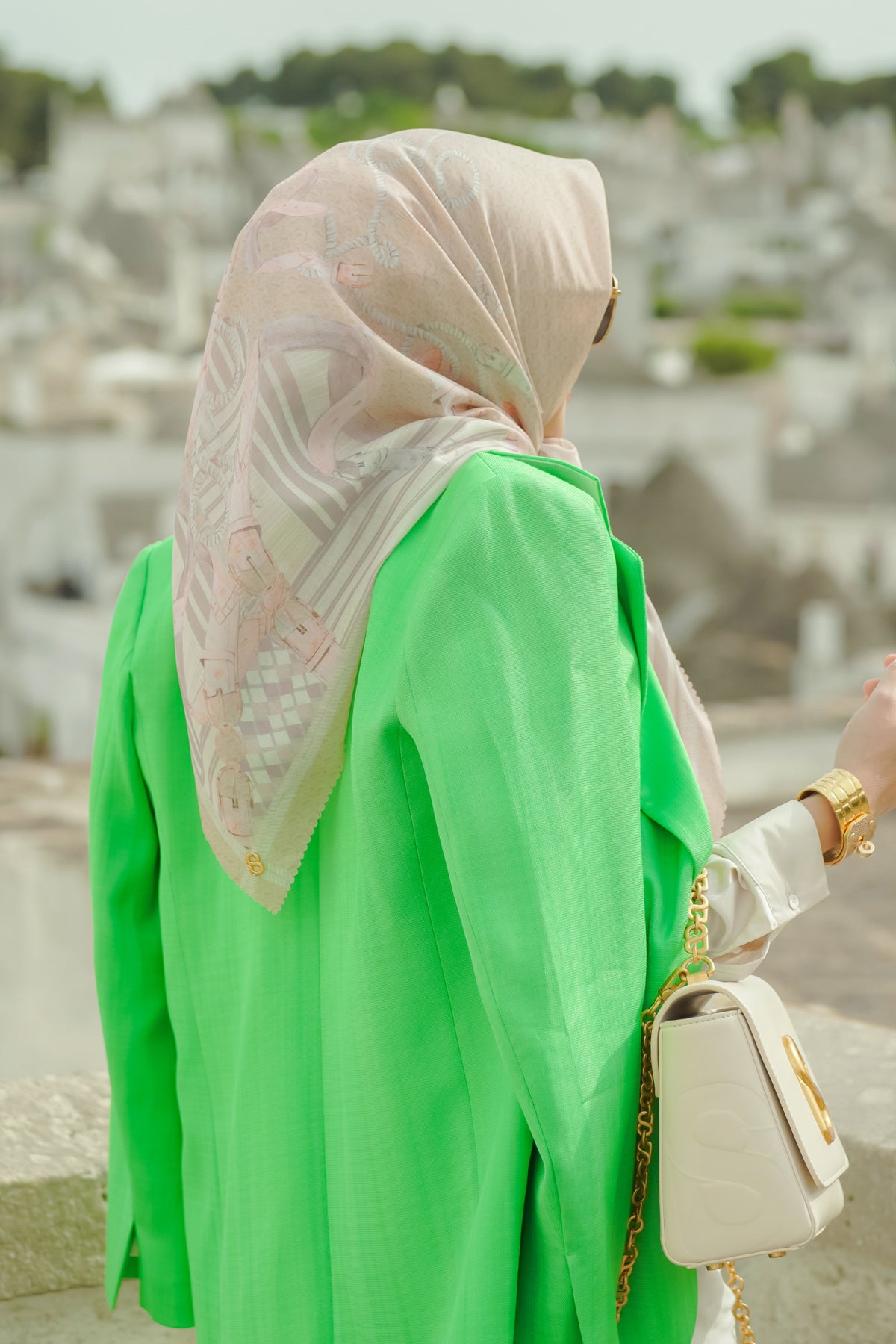 Chain 2 La Bella Voile Square - Sand