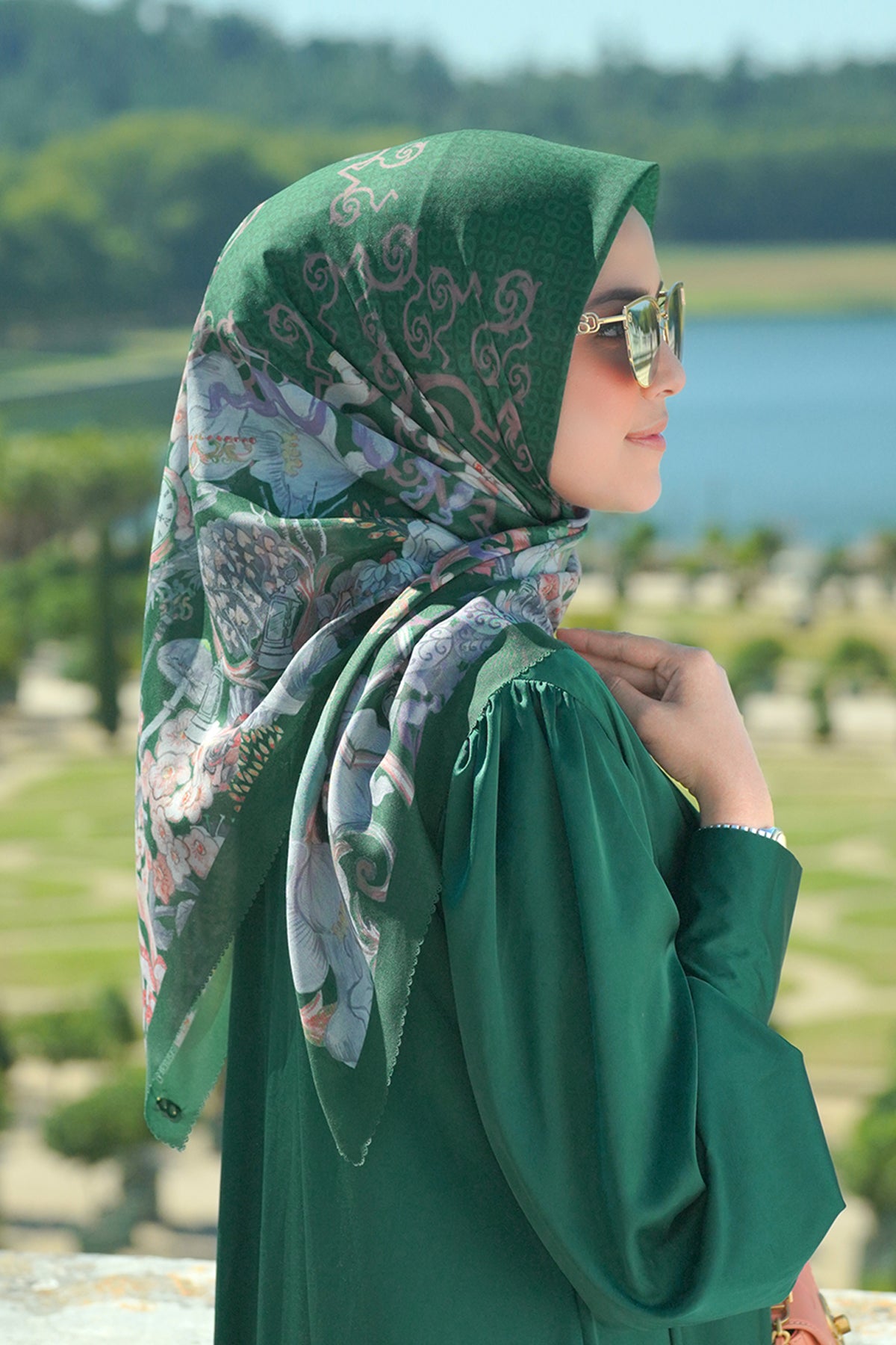 The Wonderland Square - Garden