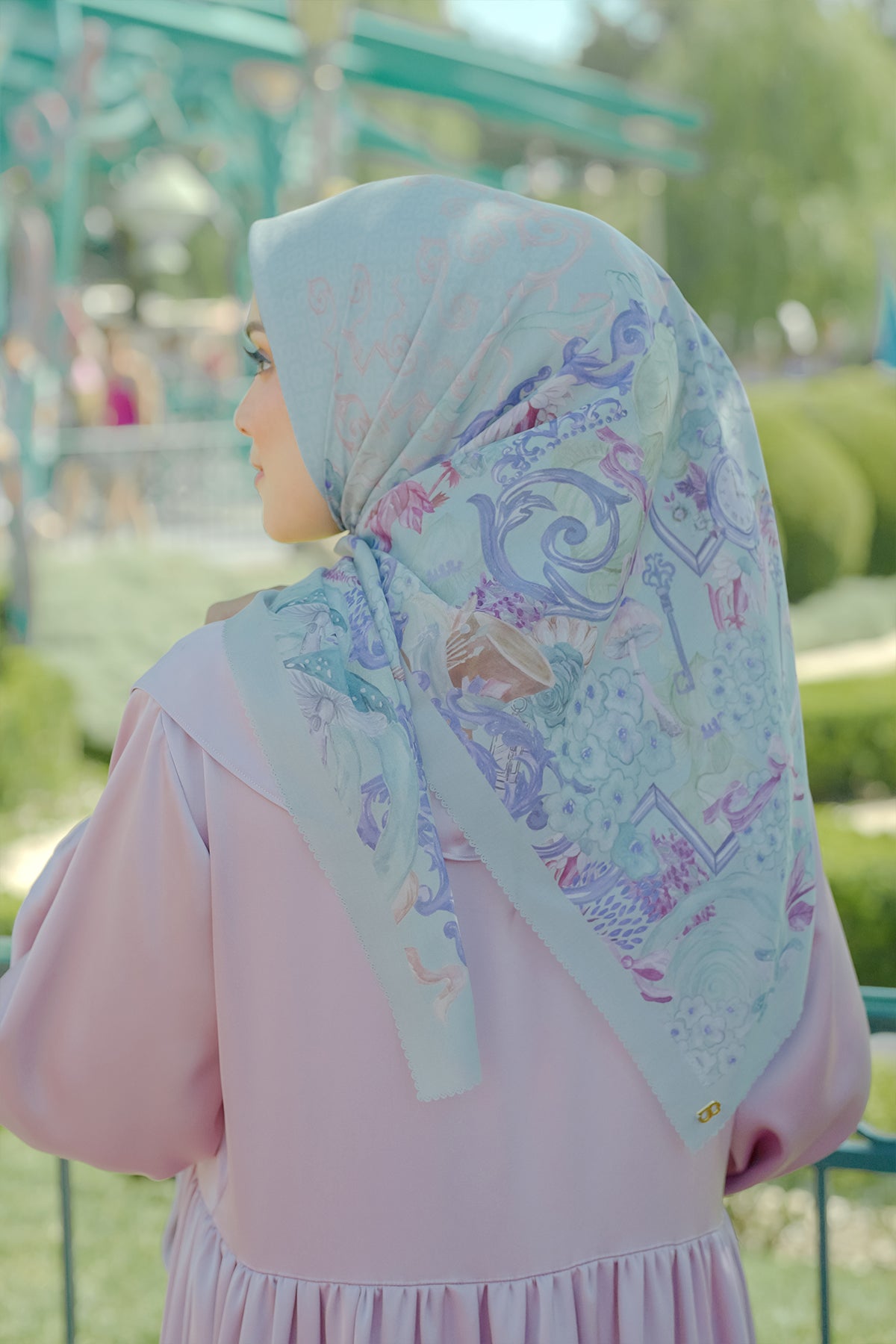 Harikalar Diyarı Meydanı - Mint