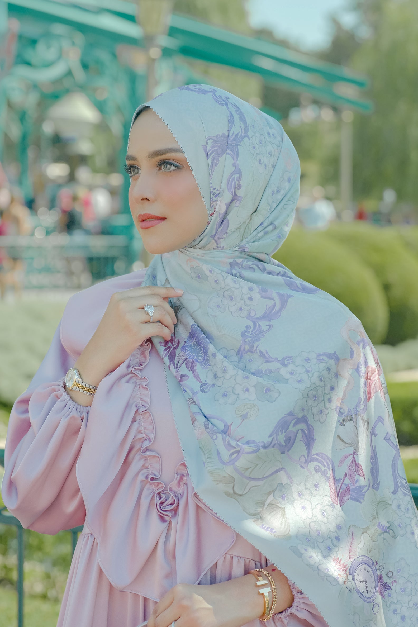 Harikalar Diyarı Saten Şal - Nane