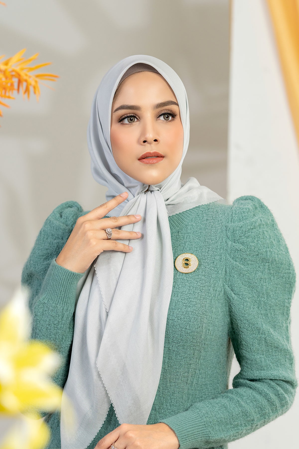 Today's Scarf - Chalk