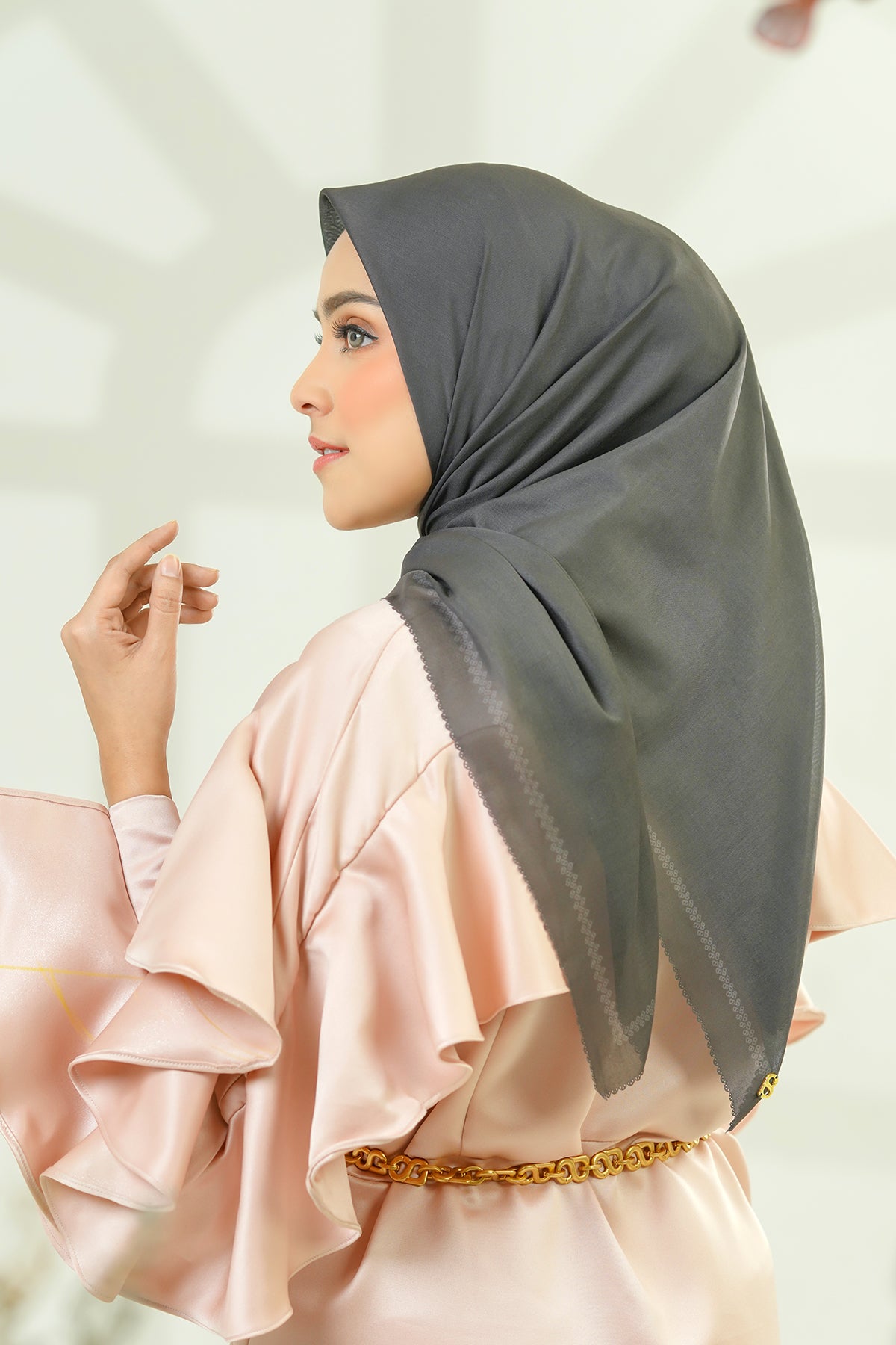 Today's Scarf - Ganache