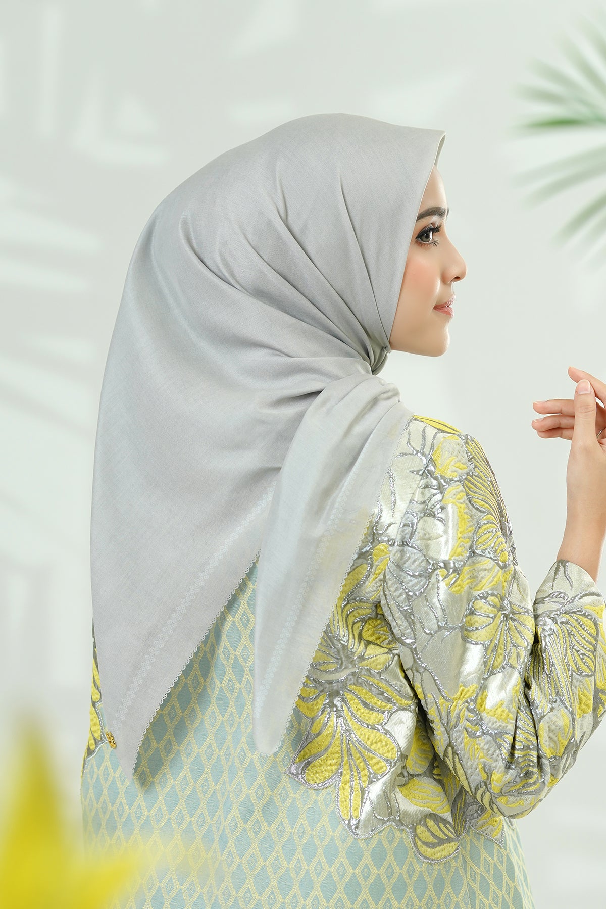 Today's Scarf - Gray Cashmere