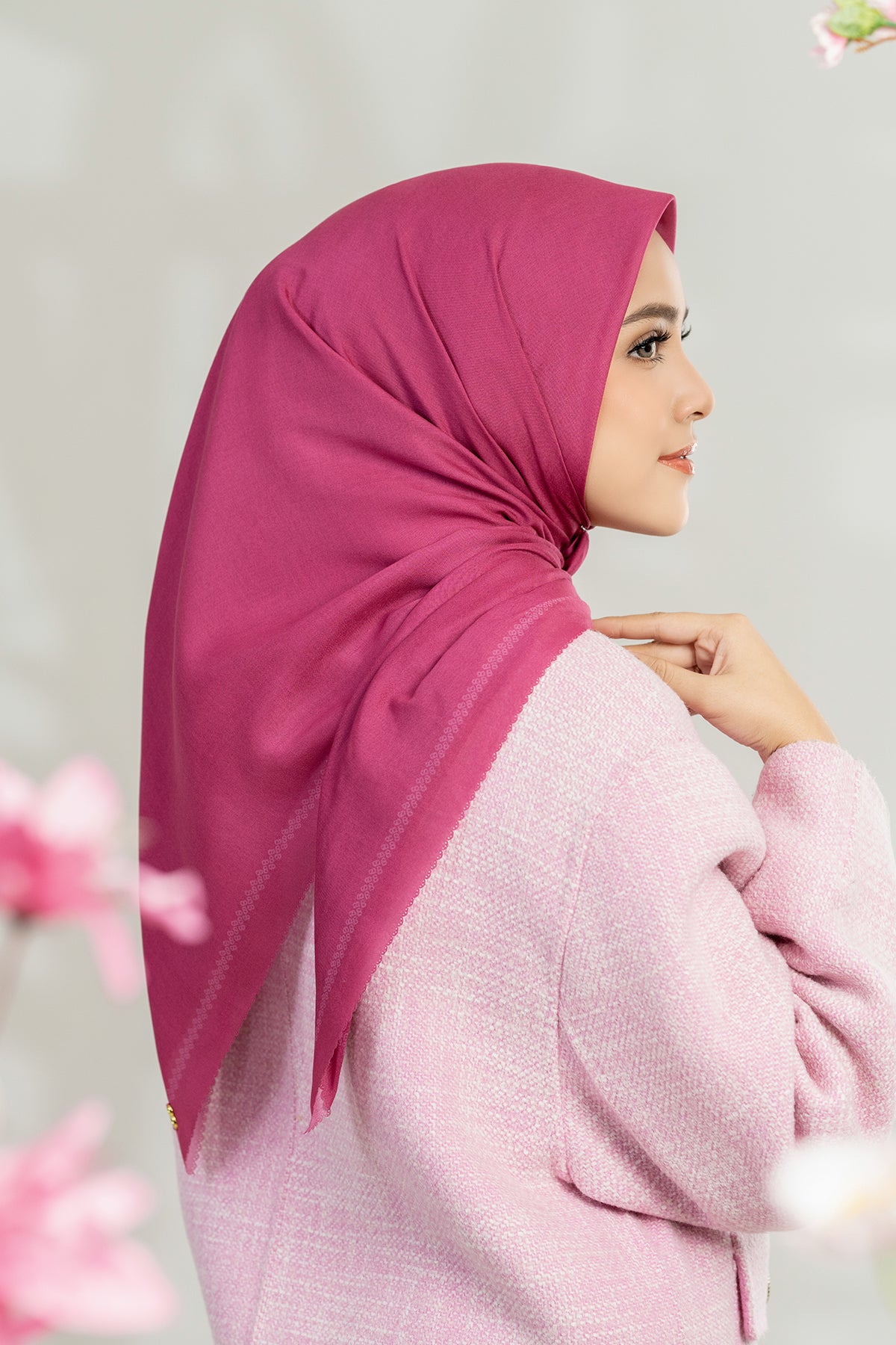 Today's Scarf - Magenta