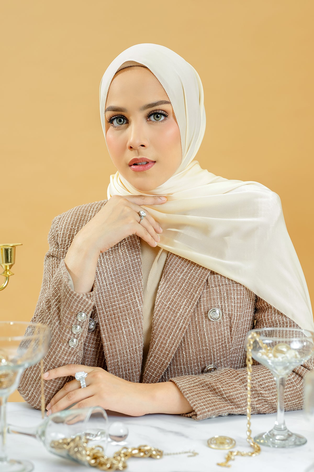 Zara Şal - Plaj Kumu