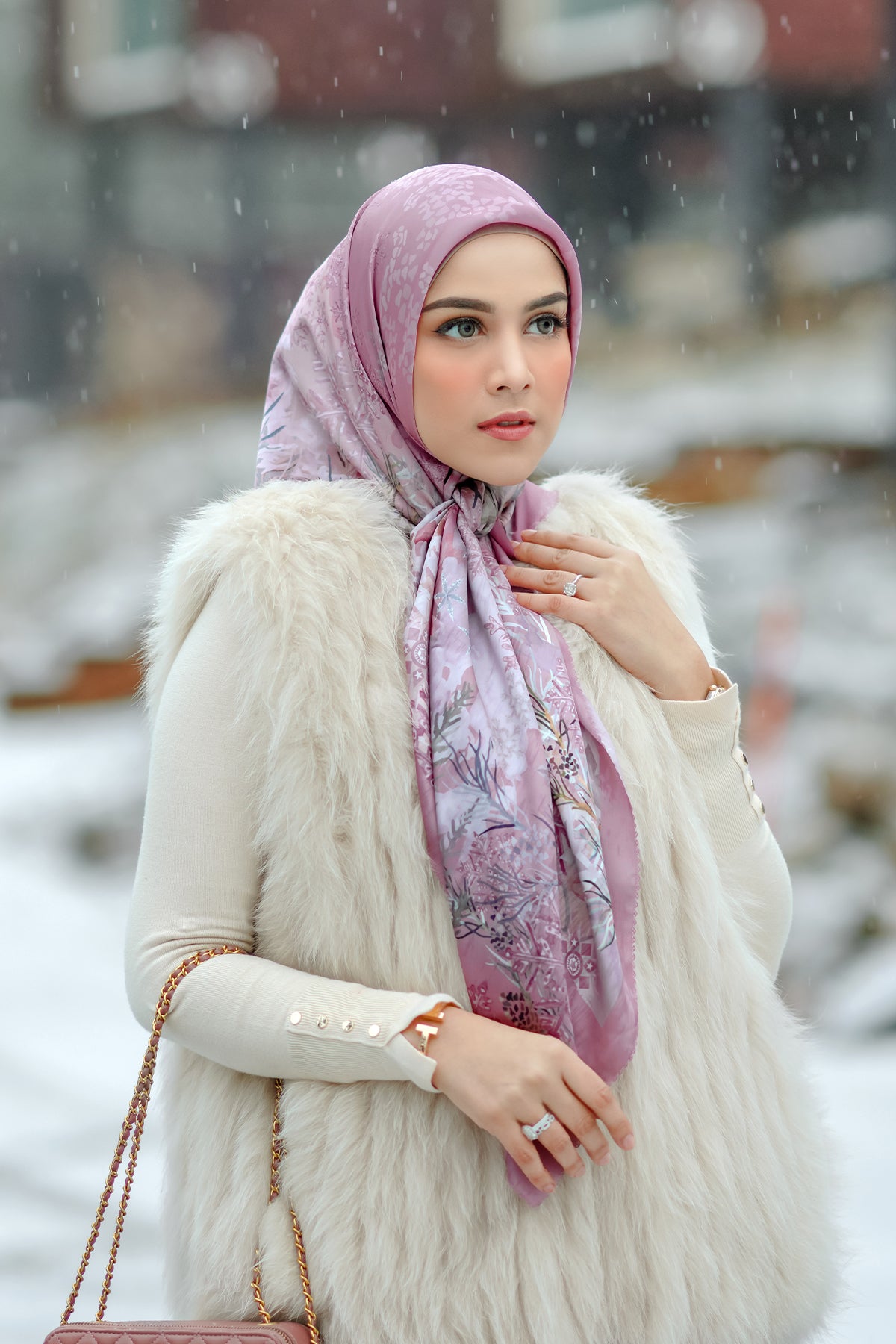 Disney's Frozen Buttonscarves Square - Purple Dove