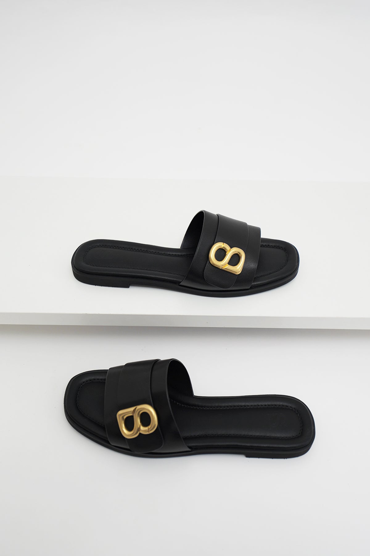 Fika Sandal - Black