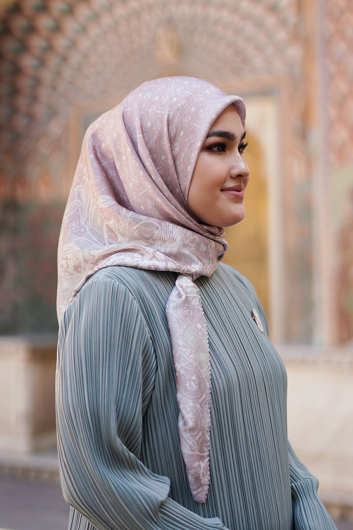 Maharani Satin Square - Dusty