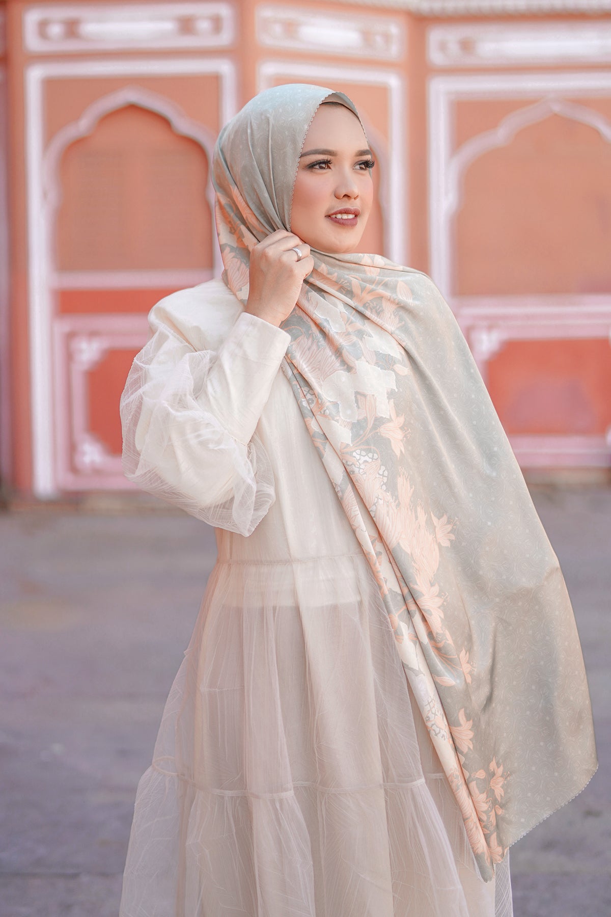 Maharani Satin Shawl - Lime