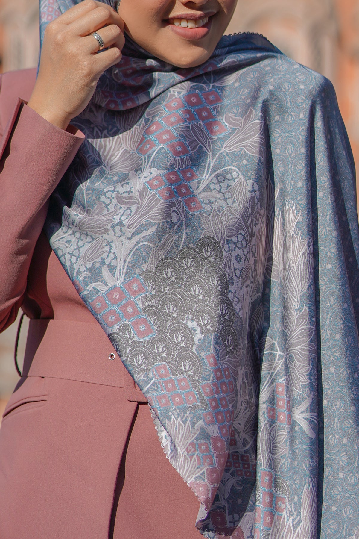 Maharani Satin Shawl - Dhusar