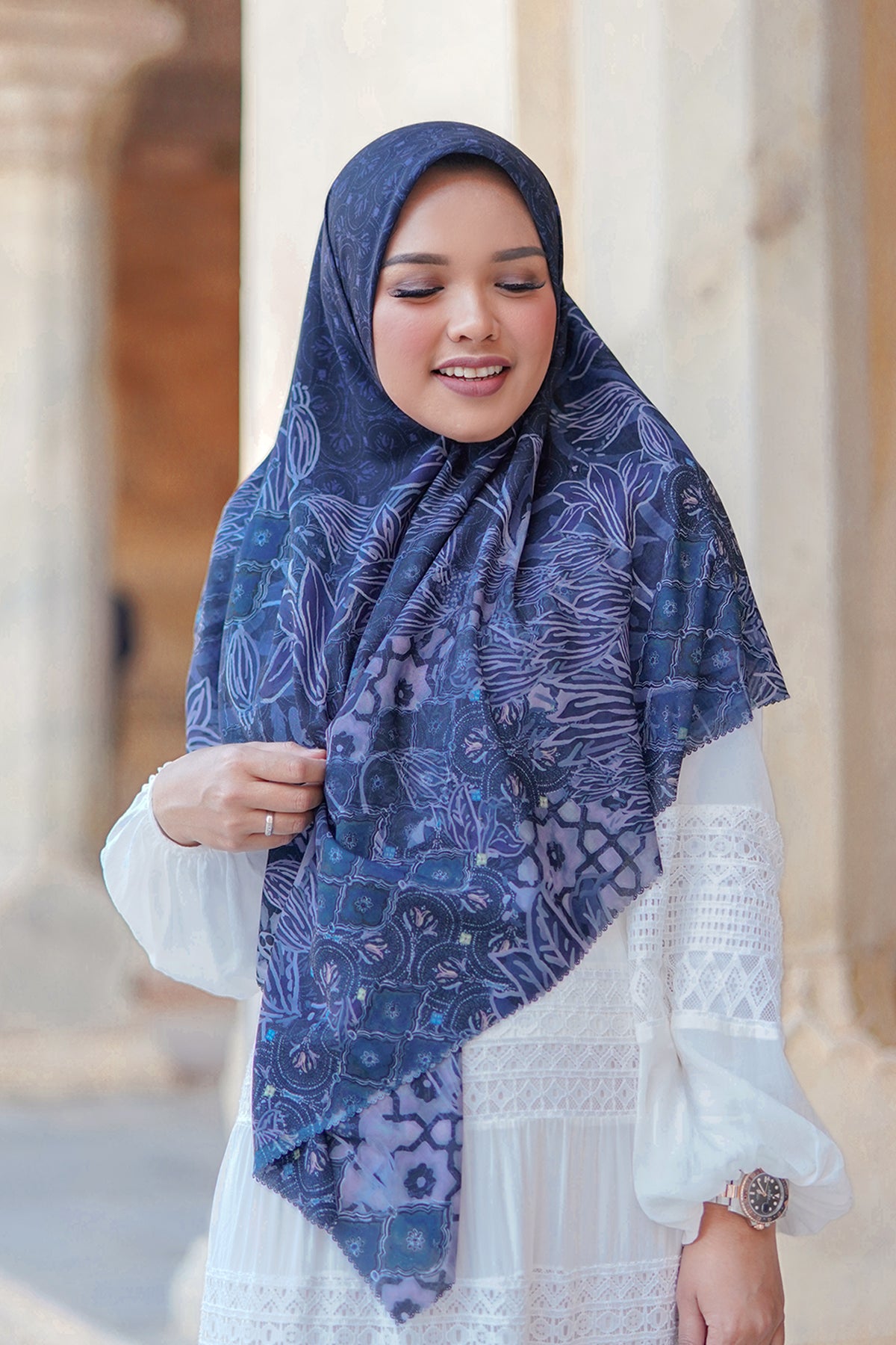 Maharani Voal Square XL - Navy