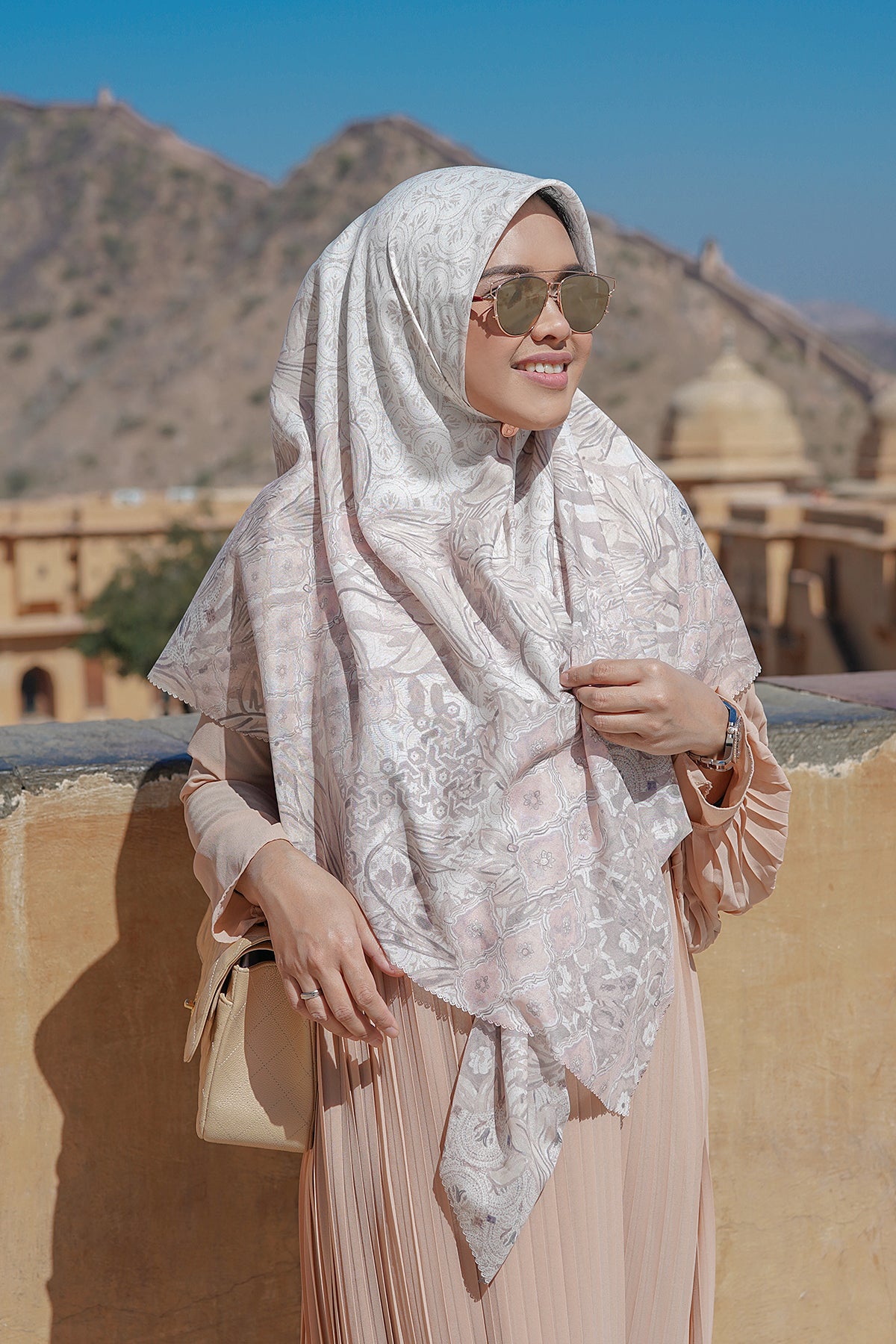 Maharani Voal Square XL - Safed