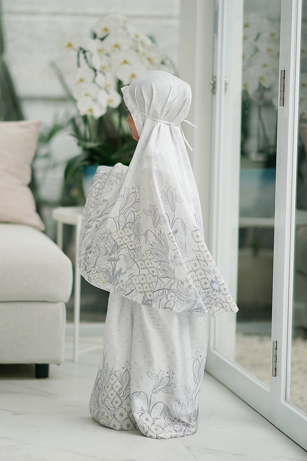Maharani Prayer Robe For Kids - White