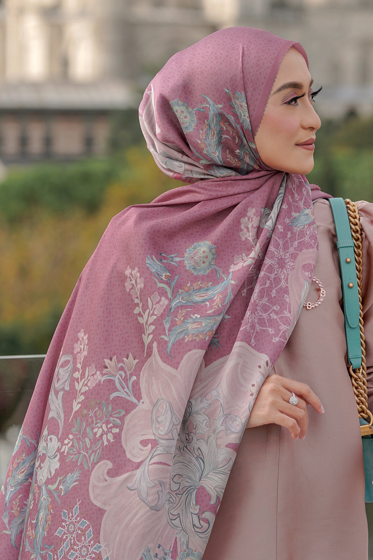 The Topkapi Satin Shawl - Raspberry
