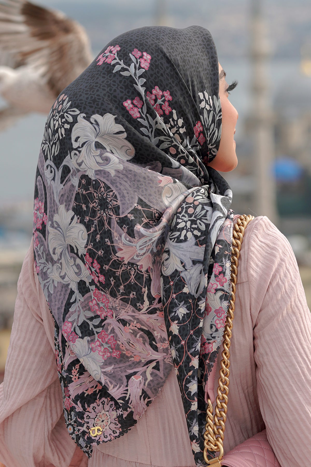 The Topkapi Satin Square - Black