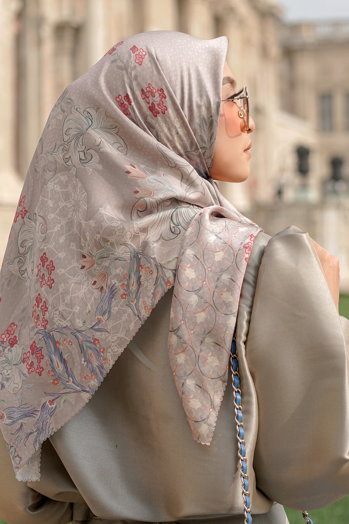 The Topkapi Satin Square - Earl Gray