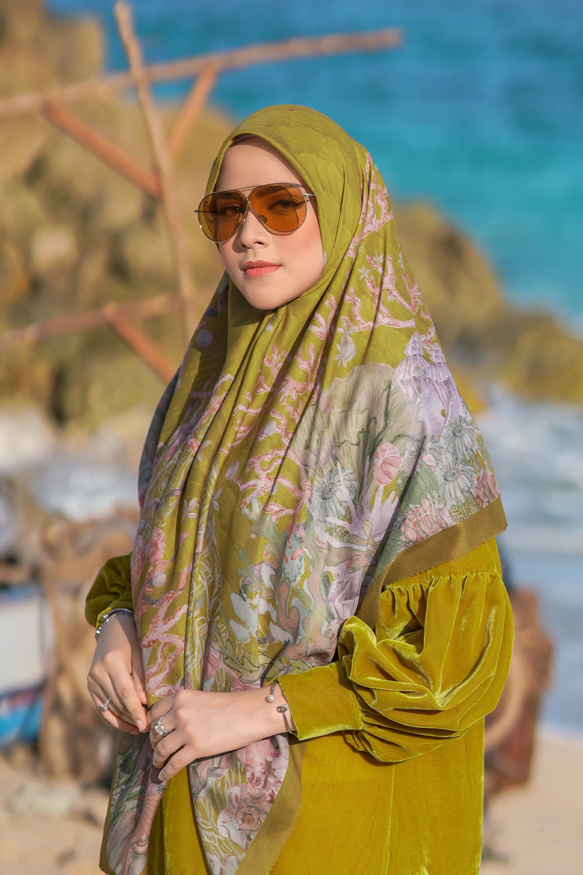 The Little Mermaid Voal Square XL - Mustard