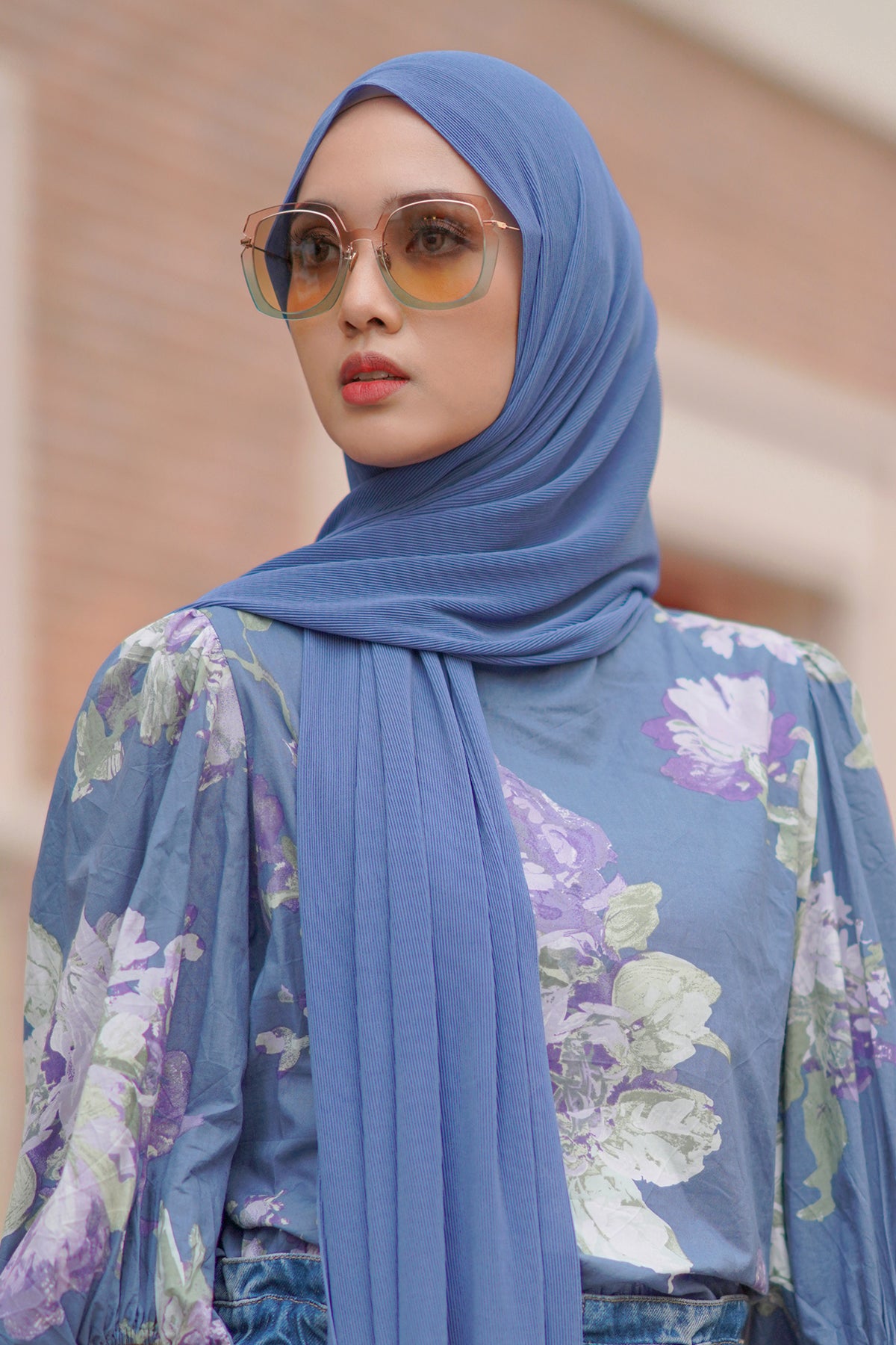 Günlük Pileli Şal - Riverside